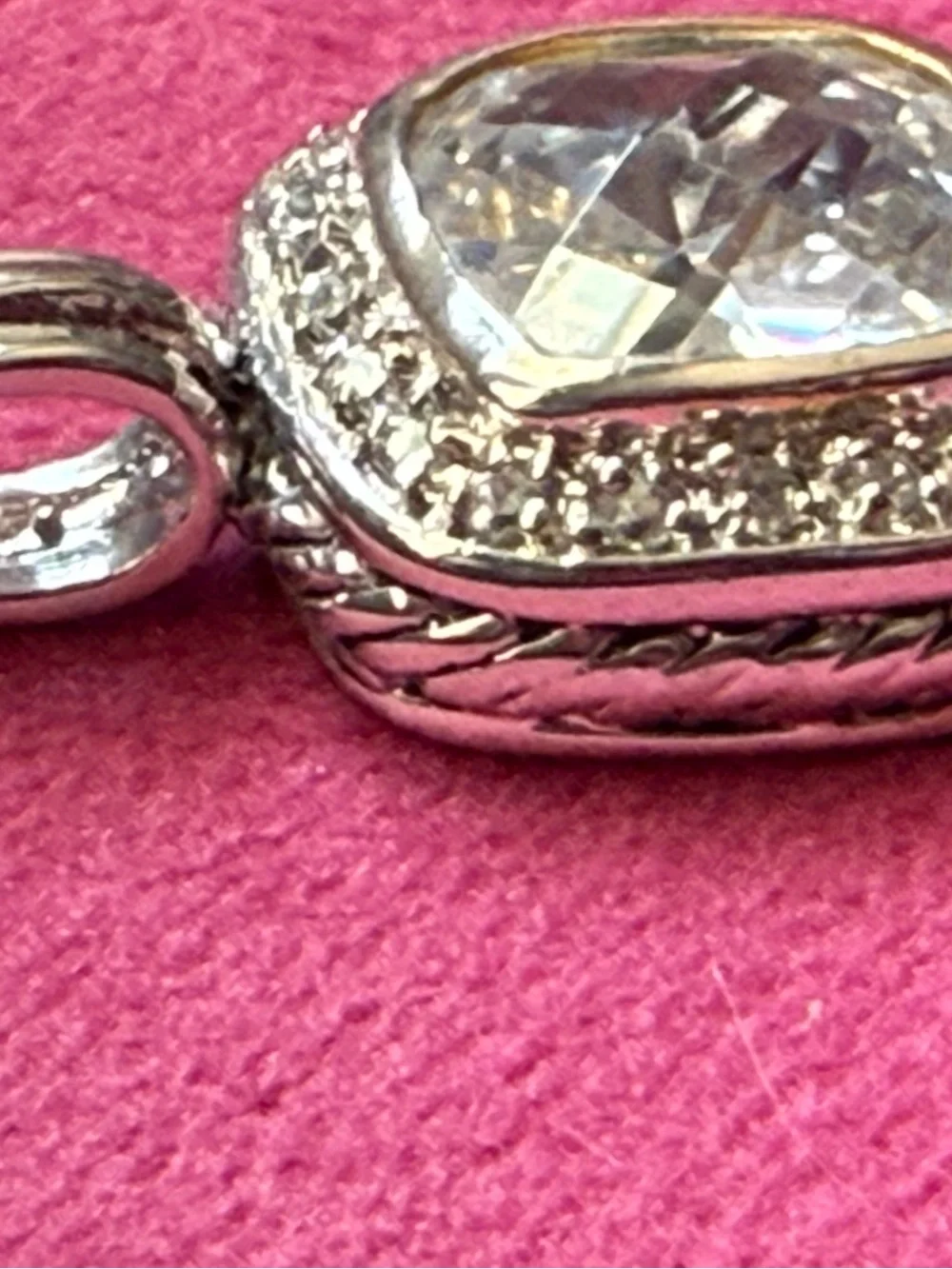 ✨ Stunning Cushion-Cut Statement Pendant‎ ✨